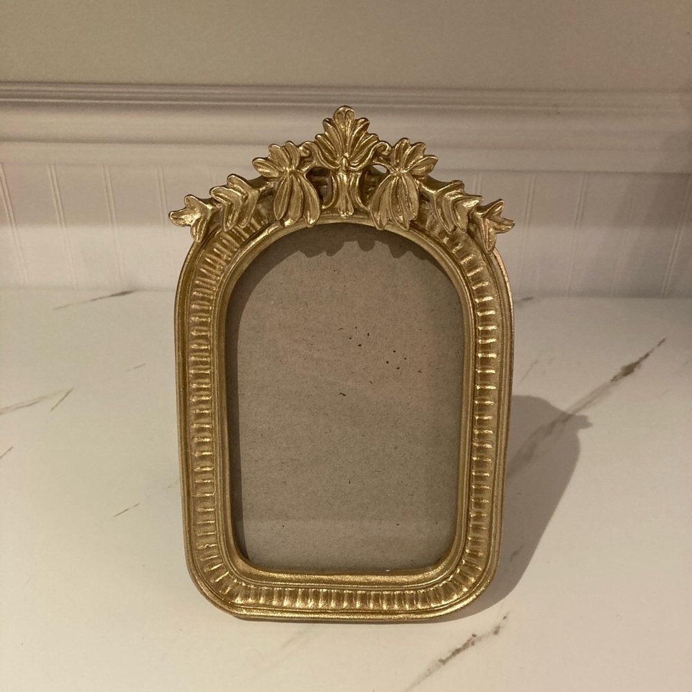 Badgley Mischka Gold Ornate Floral Arch Photo Frame 4x6